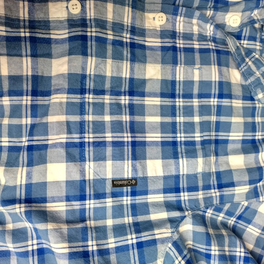Columbia Shirt Mens size M  Blue Plaid Regular Fit Button Up Camp Casual Outdoor